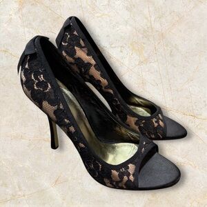 Joey O Women’s Black Lace Peep Toe Stiletto Heels Size 8.5